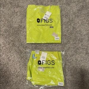 FIGS Neon Yellow Scrub Set